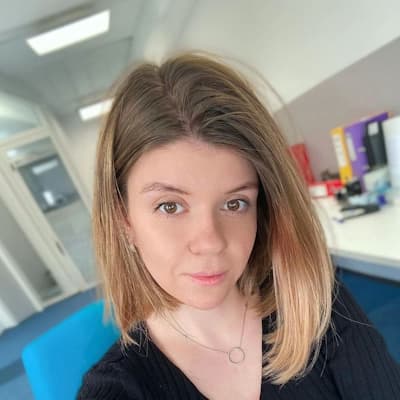 Алина Хныкина