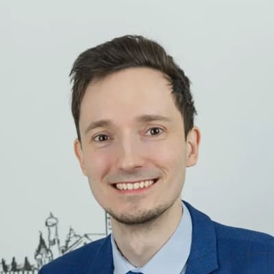 Андрей Макаров