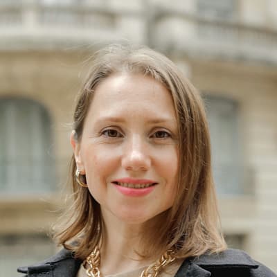 Ирина Сарибекова