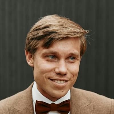 Михаил Никитин