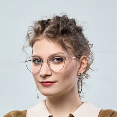 Ника Варако