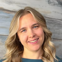 Александра Савельева