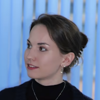 Полина Усанова